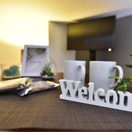 Apartmán モノトーン難波 Ósaka Exteriér fotografie